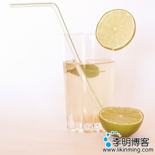 柠檬水的功效